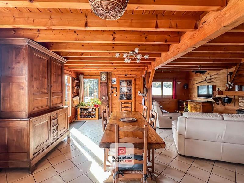 Maison - 159 m² - 6 pièces