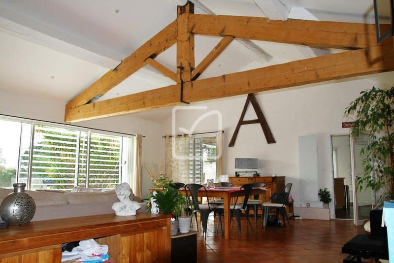 Maison - 147 m² - 4 pièces