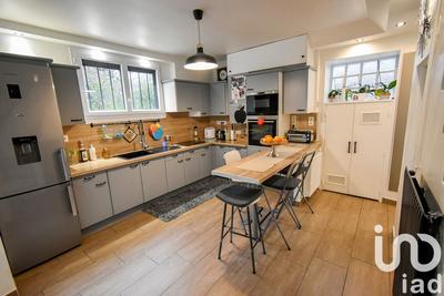 Maison - 120 m² - 6 pièces