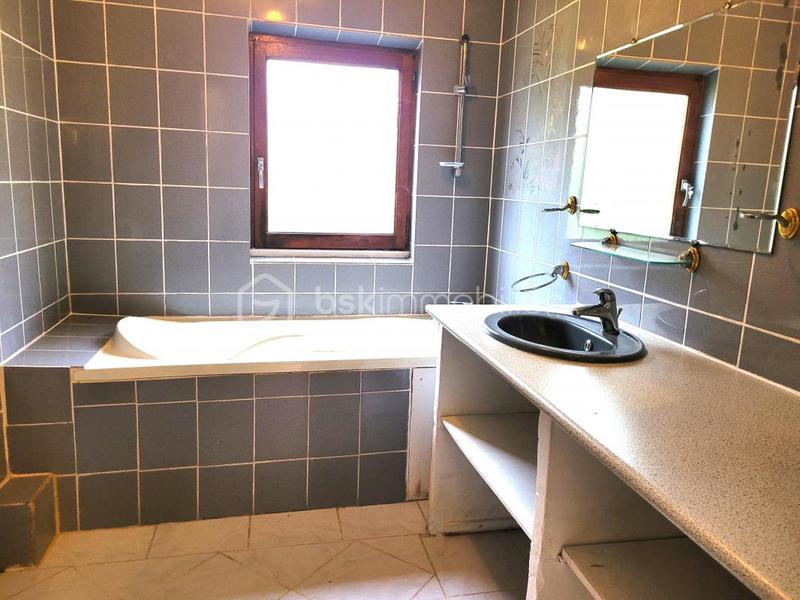 Maison ancienne - 158 m² - 7 pièces