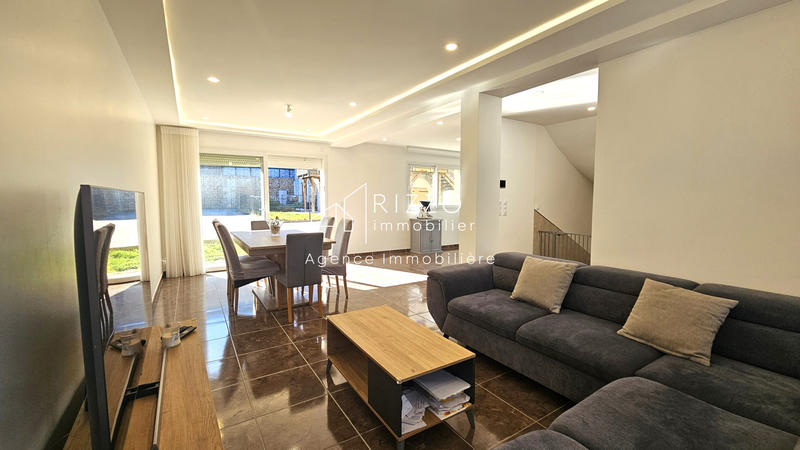 Maison - 125 m² - 6 pièces