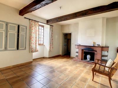 Maison - 460 m² - 13 pièces