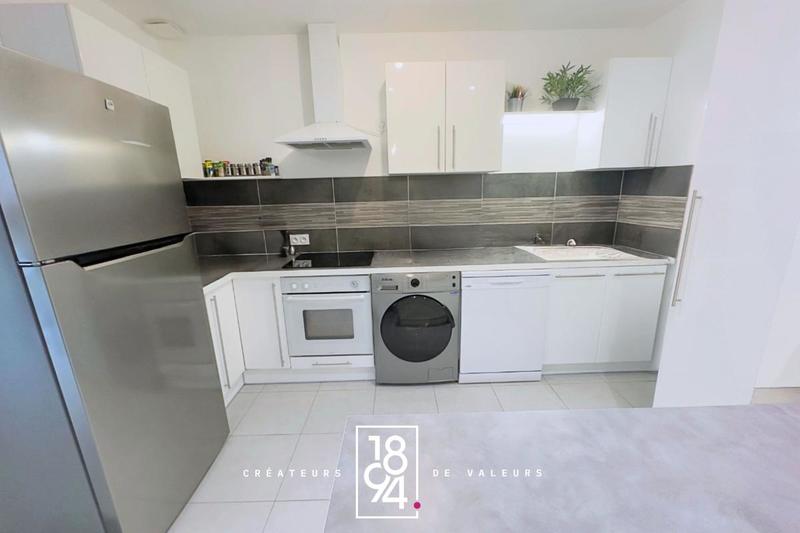 Appartement - 95 m² - 4 pièces