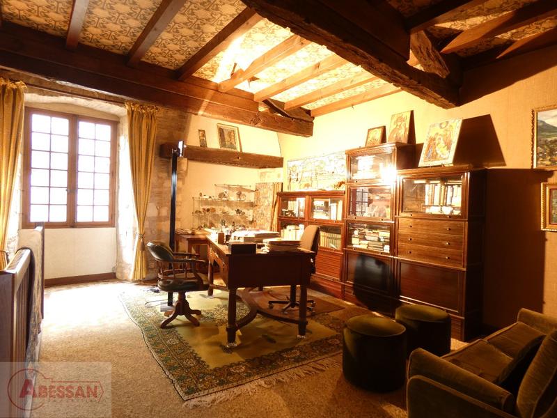 Maison - 270 m² - 7 pièces