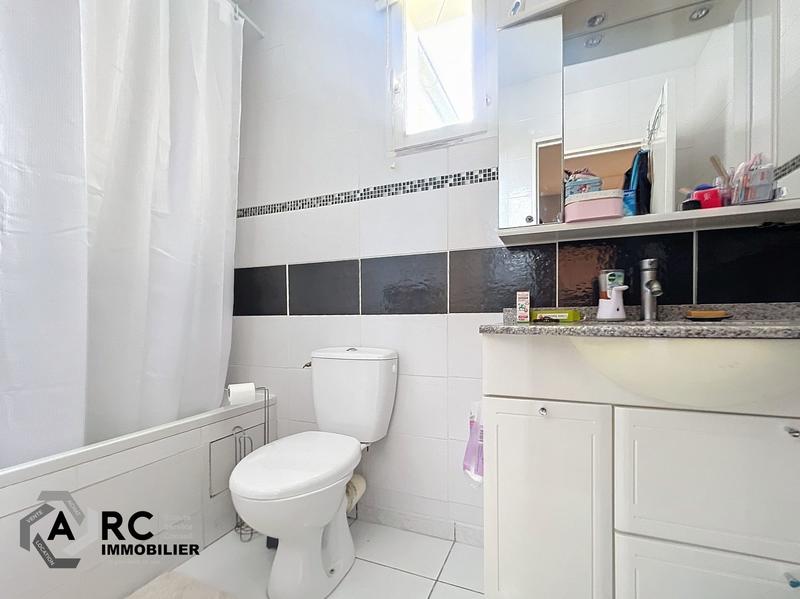 Maison - 114 m² - 5 pièces