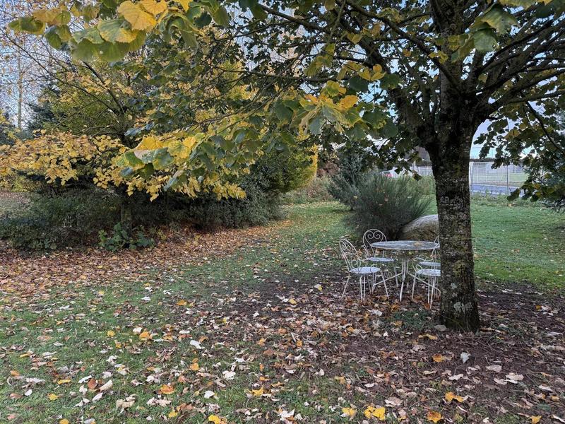 Bureau - 98 m² - 4 pièces