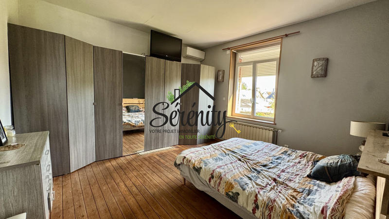 Maison - 180 m² - 8 pièces