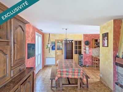 Maison - 96 m² - 4 pièces