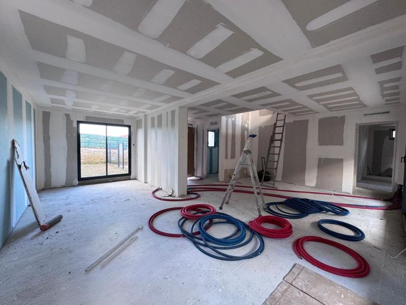 Maison - 140 m² - 5 pièces