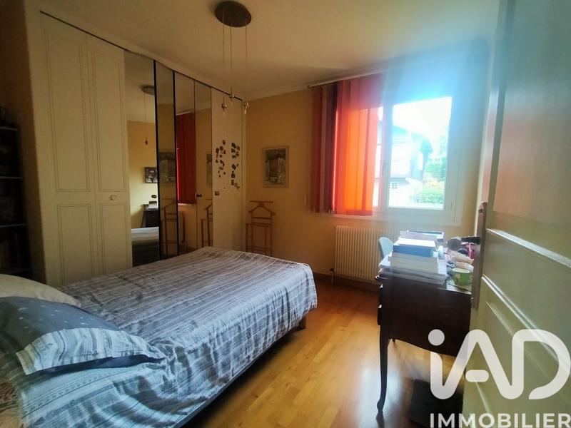Maison - 104 m² - 4 pièces