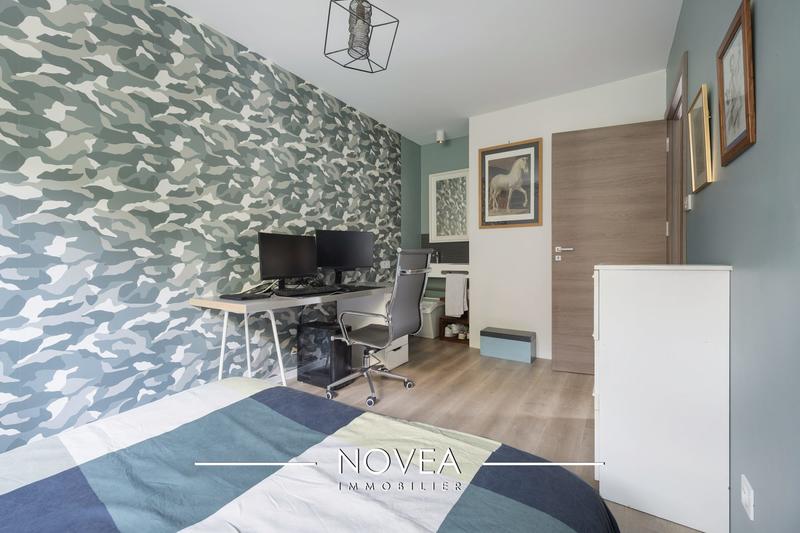 Maison contemporaine - 171 m² - 6 pièces