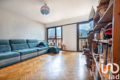 Appartement - 81 m² - 4 pièces