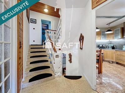 Maison - 147 m² - 6 pièces