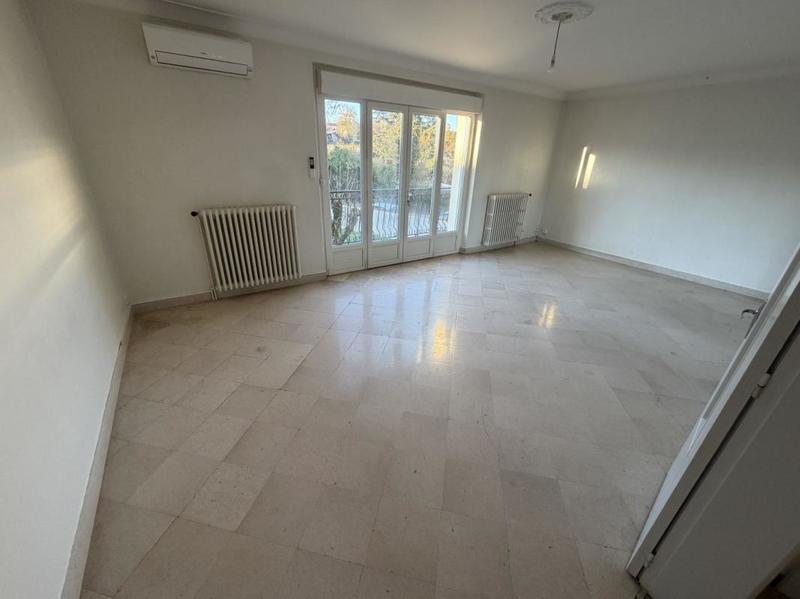 Maison - 153 m² - 8 pièces