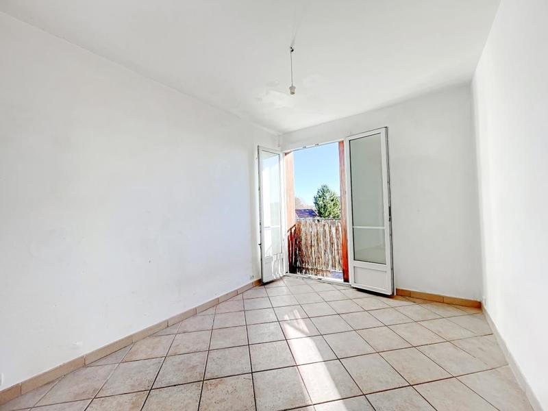 Appartement - 84 m² - 5 pièces