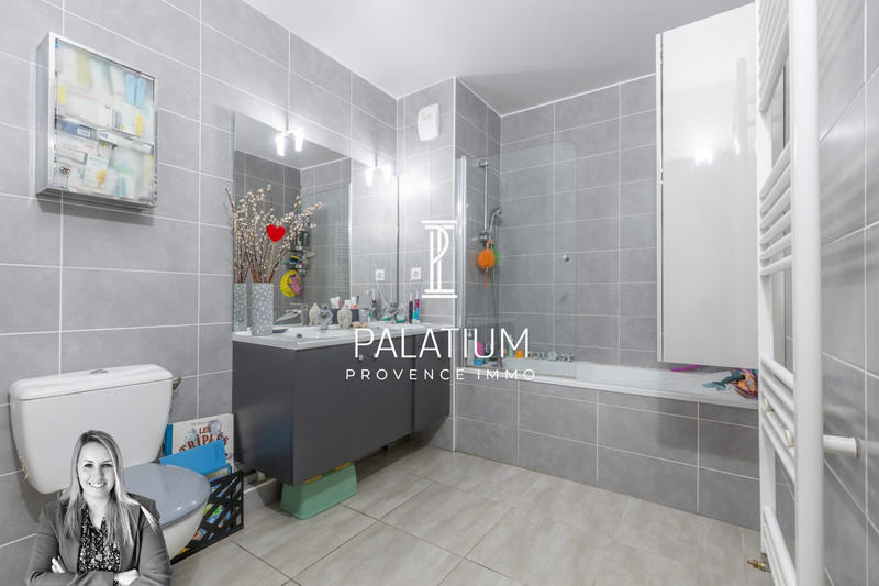 Appartement - 82 m² - 4 pièces