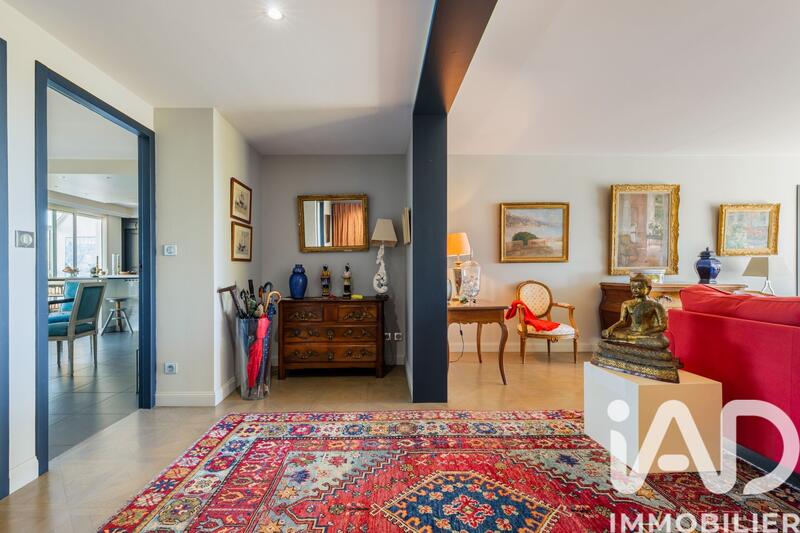 Appartement - 220 m² - 5 pièces