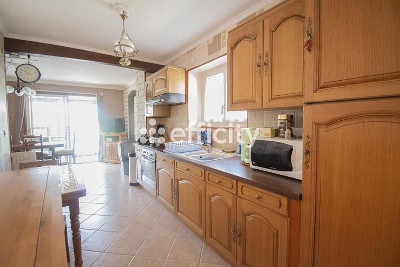 Maison - 72 m² - 5 pièces