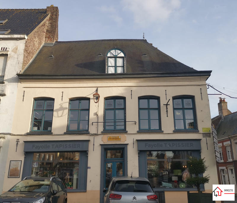 Maison ancienne - 250 m² - 4 pièces