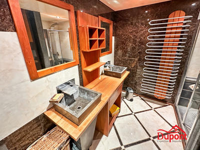 Maison - 155 m² - 8 pièces