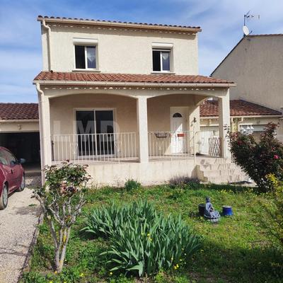 Maison de ville - 92 m² - 4 pièces