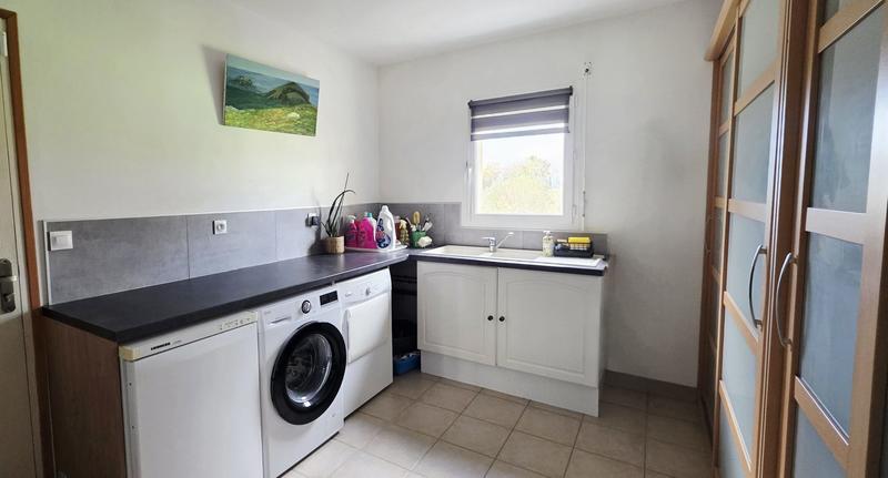 Maison - 288 m² - 10 pièces