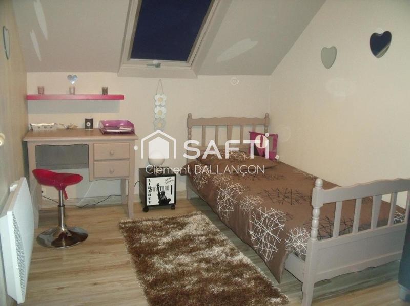 Maison - 210 m² - 6 pièces