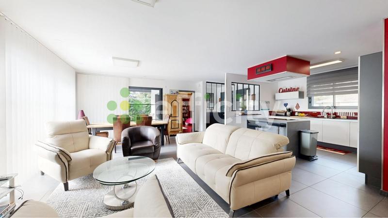 Villa - 120 m² - 4 pièces