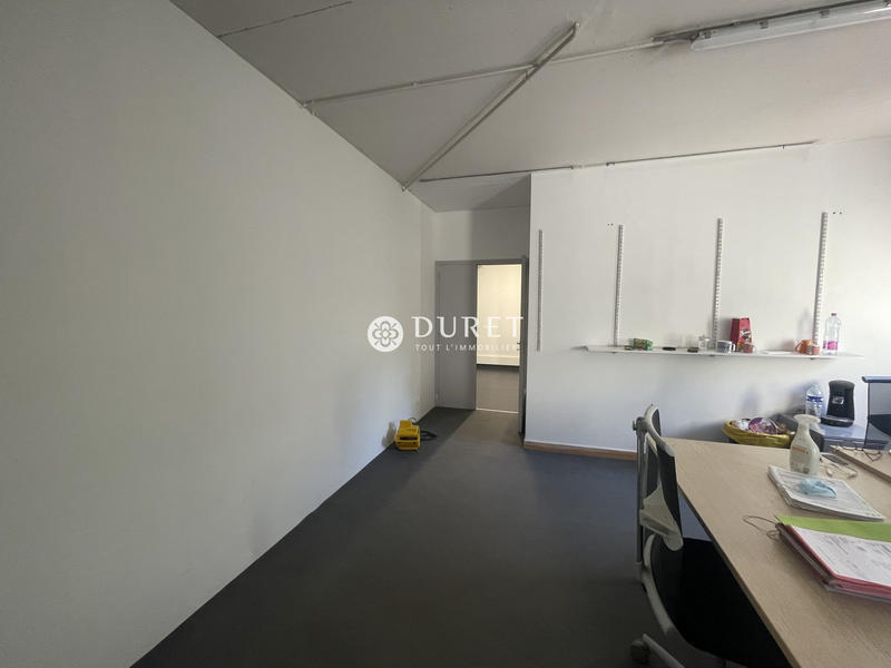 Bureau - 56 m²