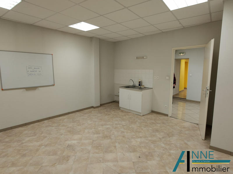 Local commercial - 115 m²