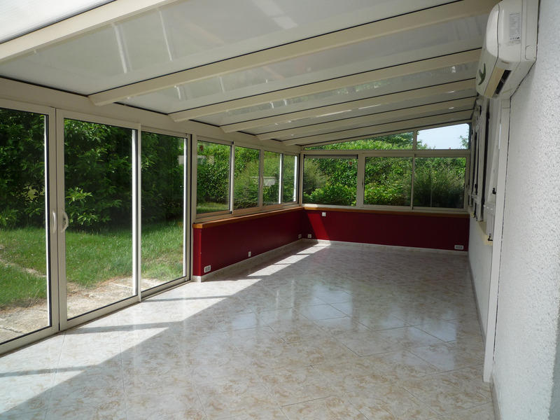 Maison - 185 m² - 10 pièces