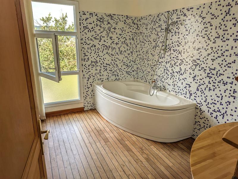 Maison - 193 m² - 6 pièces