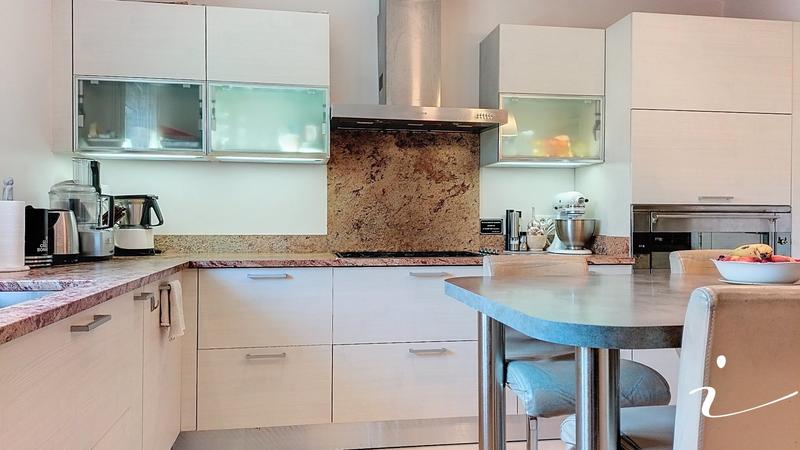 Villa - 144 m² - 4 pièces