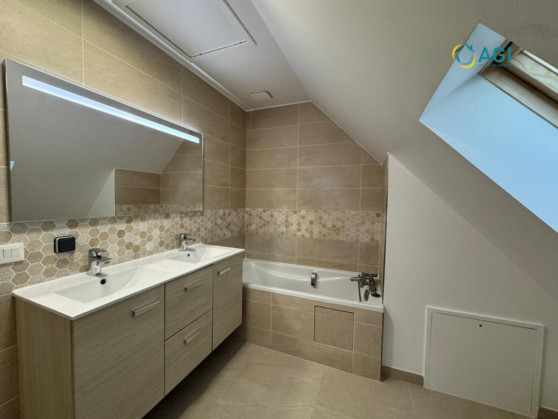 Maison - 125 m² - 6 pièces