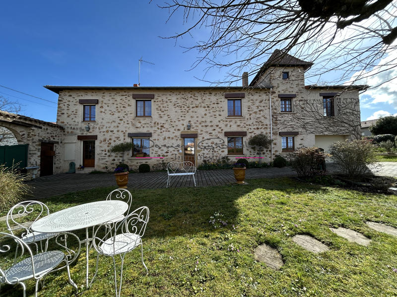 Maison - 140 m² - 6 pièces