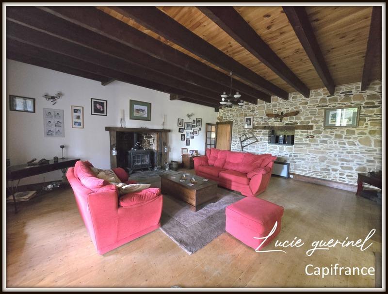 Maison - 200 m² - 6 pièces