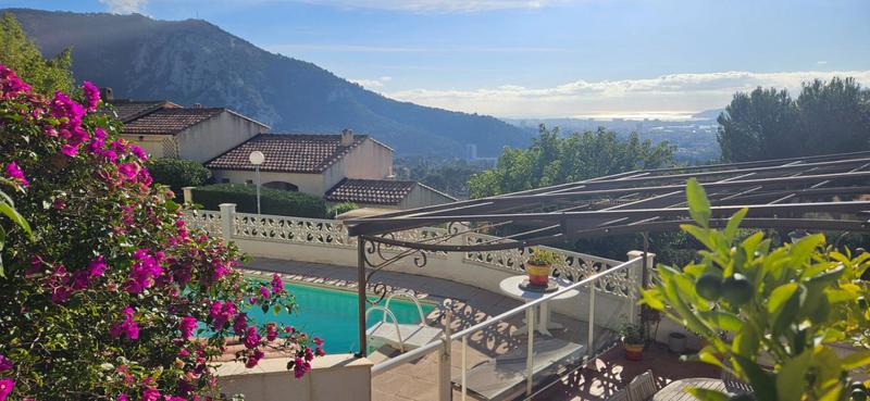 Maison - 143 m² - 6 pièces