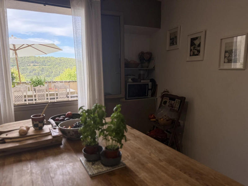 Maison traditionnelle - 95 m² - 3 pièces