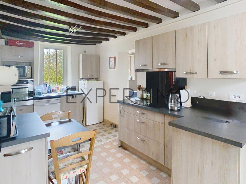 Maison - 142 m² - 7 pièces