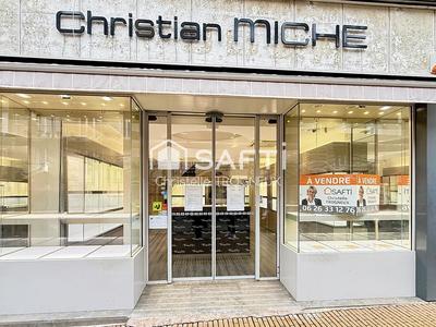 Local commercial - 92 m² - 4 pièces