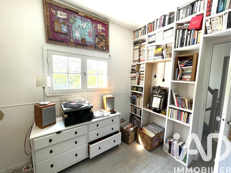 Maison - 95 m² - 5 pièces