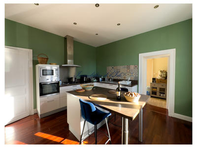 Maison - 266 m² - 12 pièces