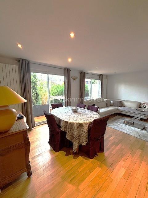 Maison - 114 m² - 6 pièces