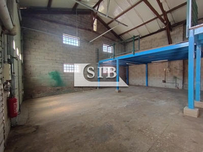 Local commercial - 200 m²