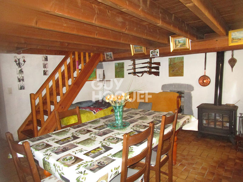 Maison - 104 m² - 6 pièces