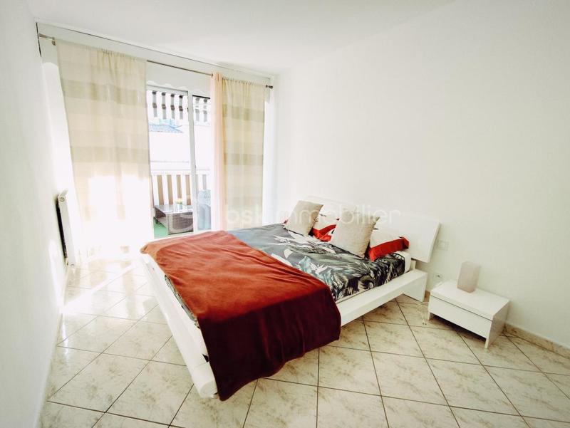 Appartement - 75 m² - 3 pièces