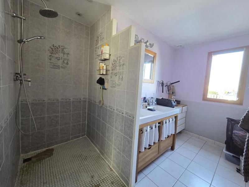 Pavillon - 140 m² - 8 pièces