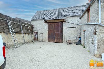 Corps de ferme - 70 m² - 3 pièces