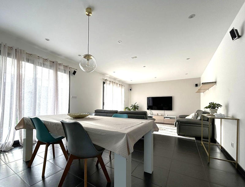 Maison - 148 m² - 7 pièces