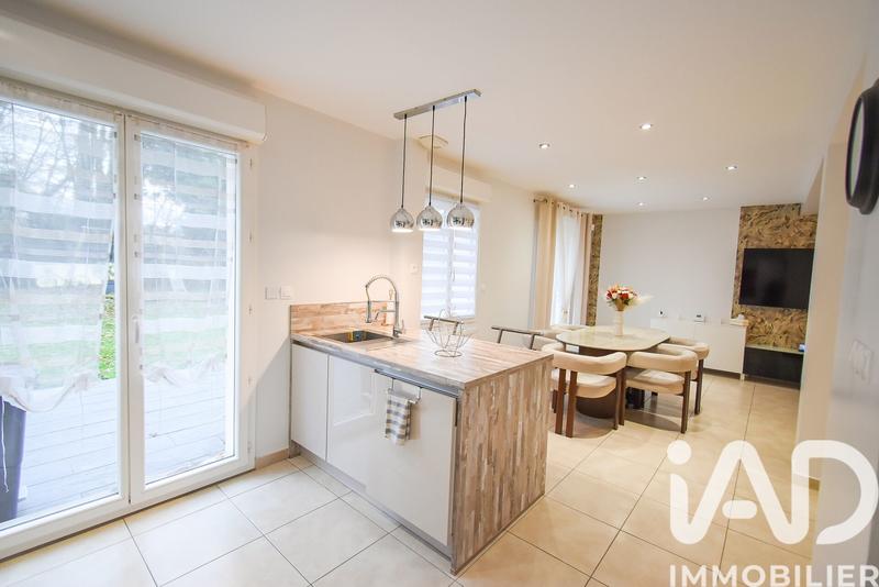 Maison - 100 m² - 6 pièces